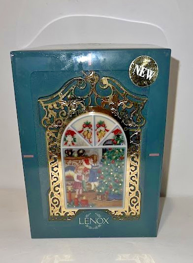 1997 LENOX PORCELAIN CHRISTMAS WINDOWS \