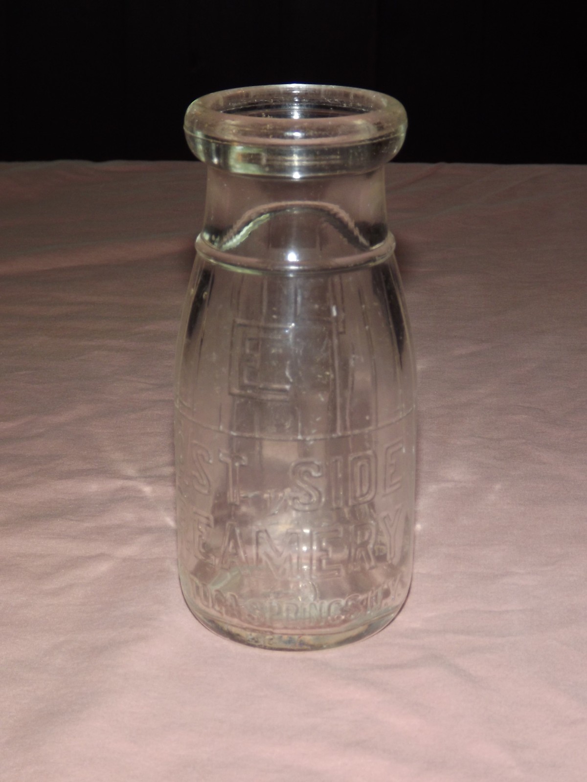 VINTAGE OLD EAST SIDE CREAMERY  SARATOGA SPRINGS NY HALF PINT   MILK BOTTLE