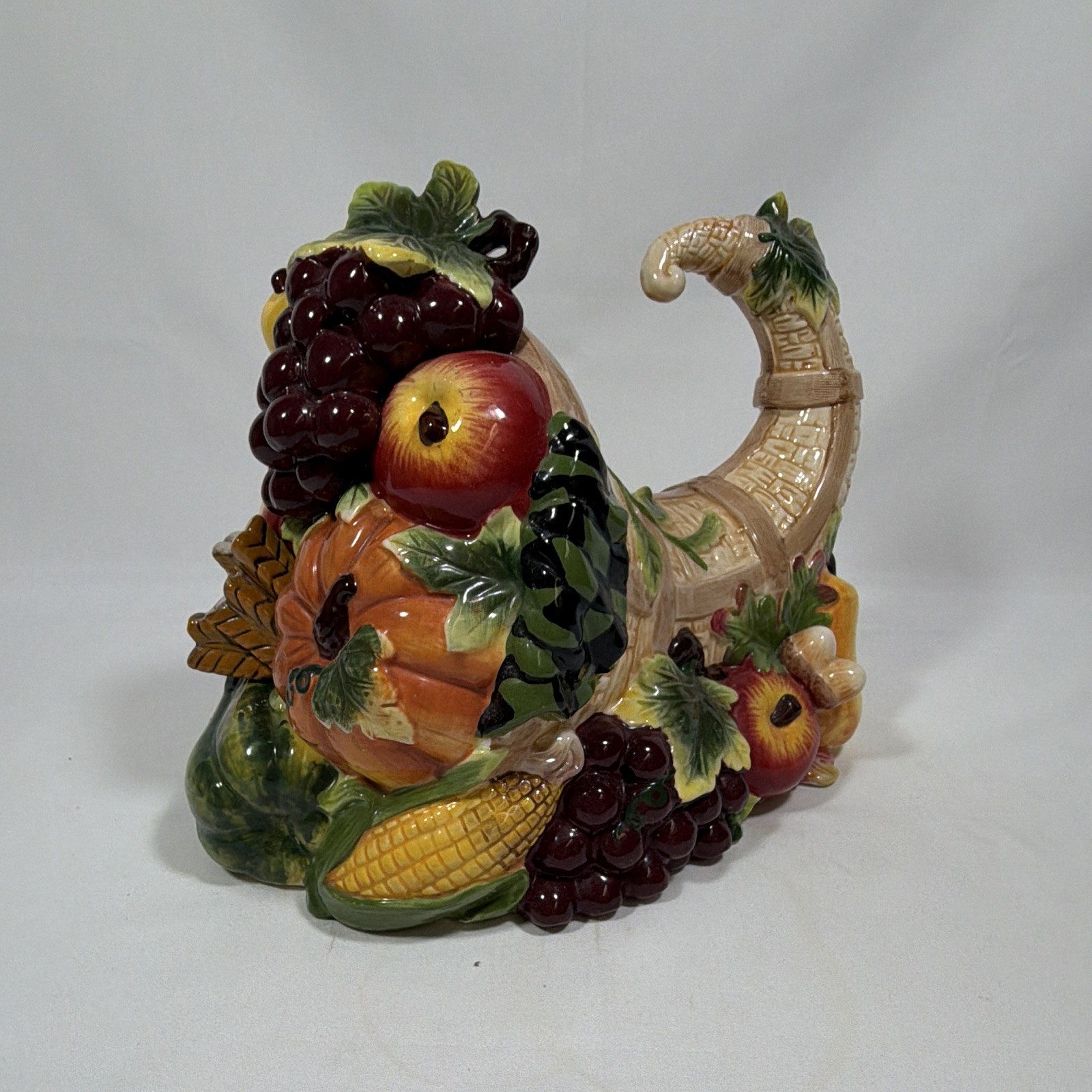 Vintage Ceramic Cornucopia Beautiful Fall Decor 9\