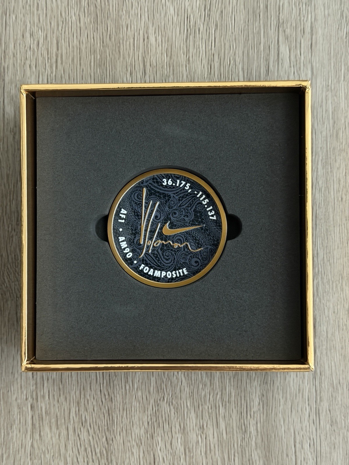 Nike Air ASW X Victor Solomon Gold Trophies Large Poker Chip LAS VEGAS EXCLUSIVE