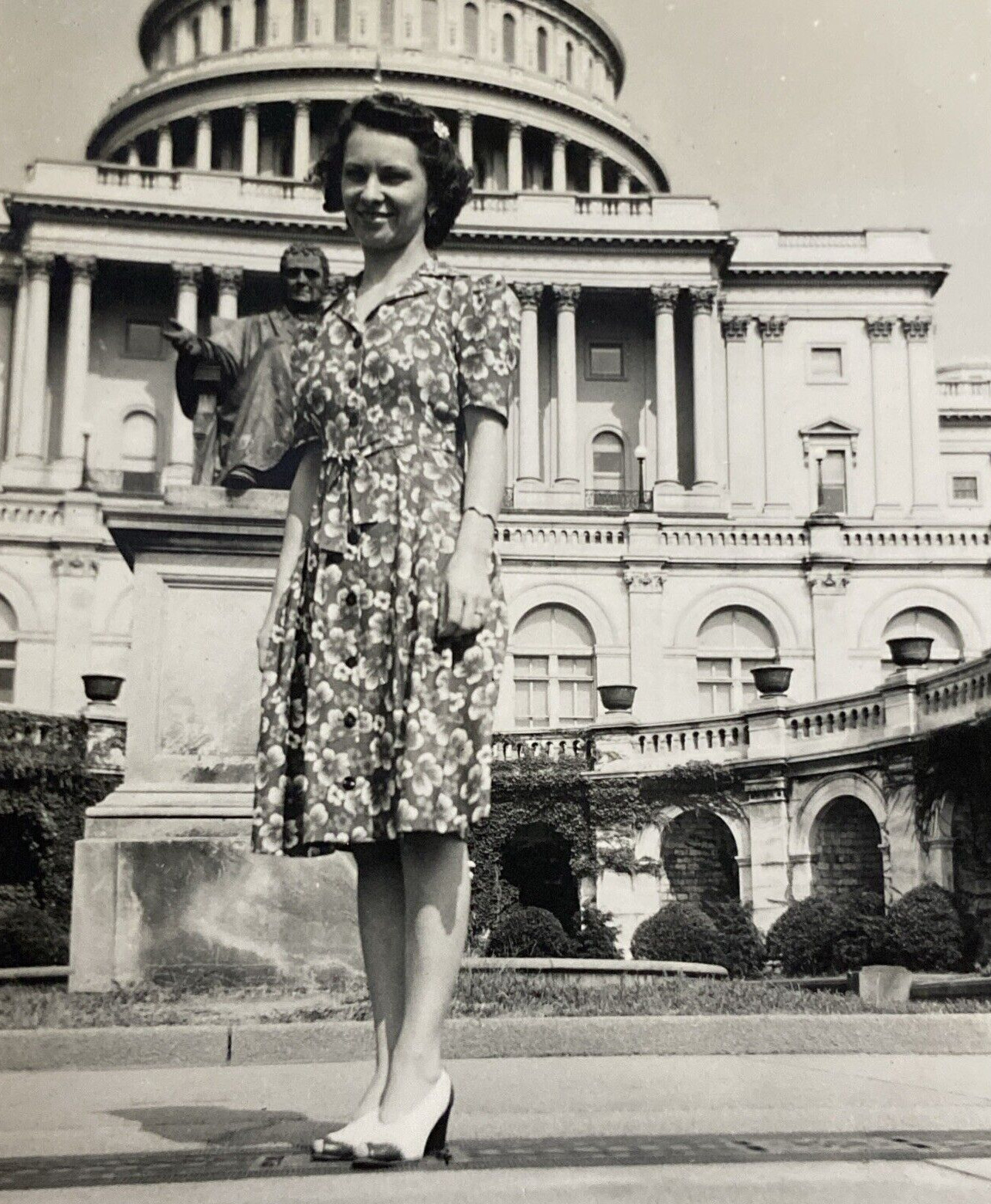 1930s Capital Hill Supreme Court Washington DC Beautiful Woman Original Photo
