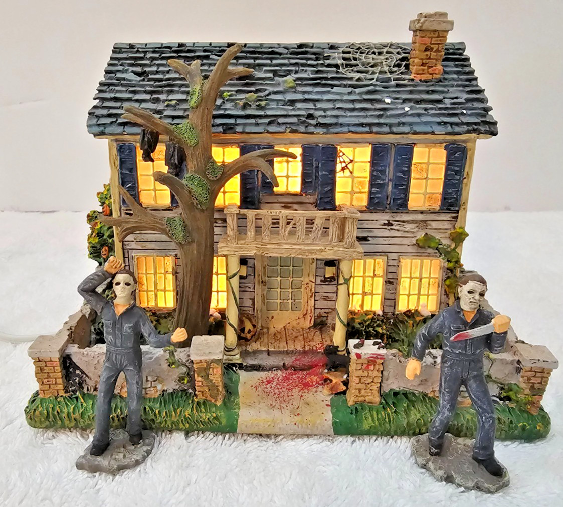 Hawthorne Village Halloween The Doyle House Lighted Michael Myers COA 2 Figures