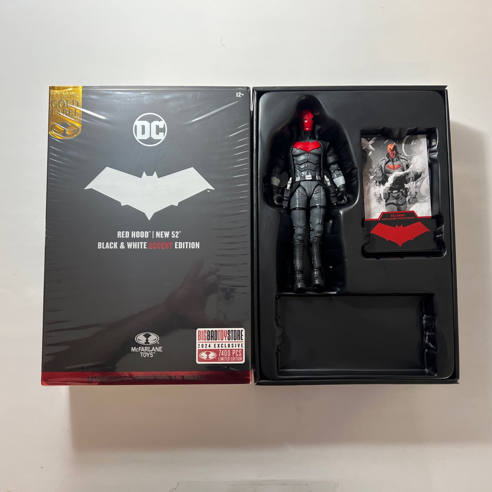 Red Hood New 52 Black/White Accent Ed., McFarlane Missing Base Card included. 