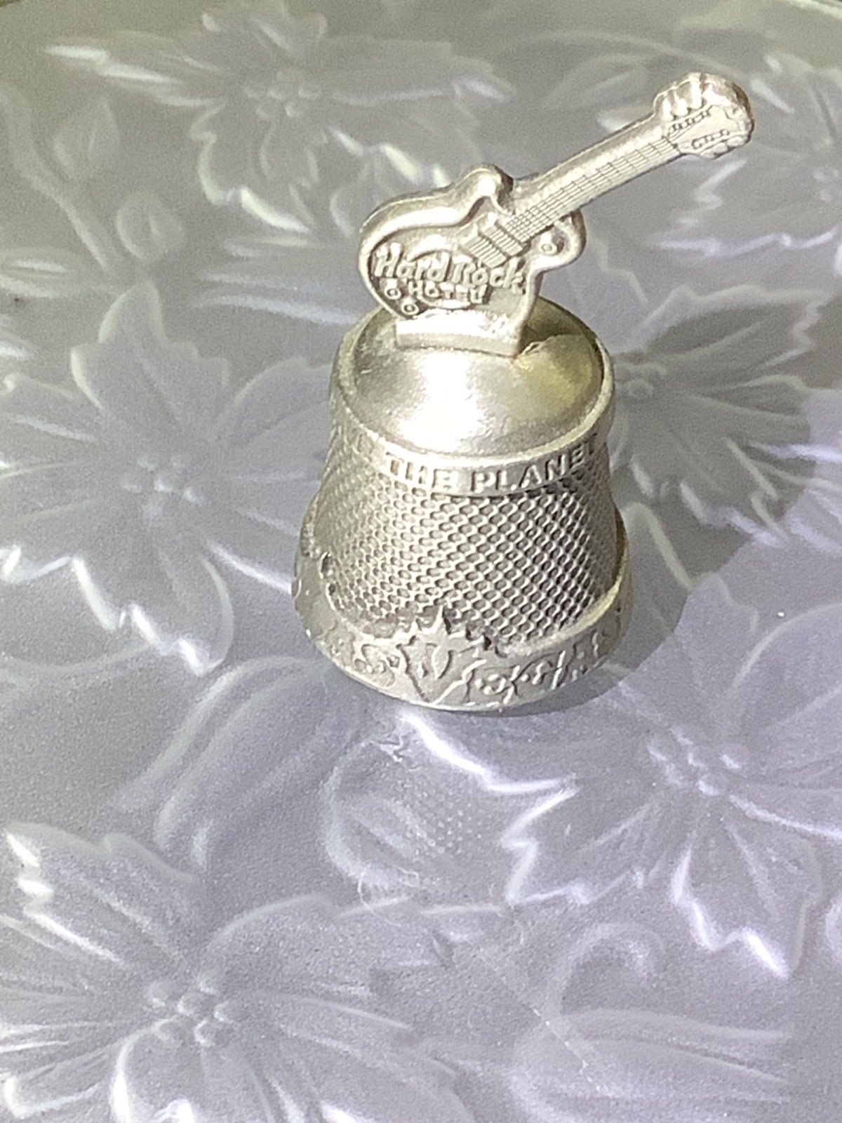 VINTAGE Hard Rock Hotel Las Vegas Save The Planet Guitar Thimble Collectible