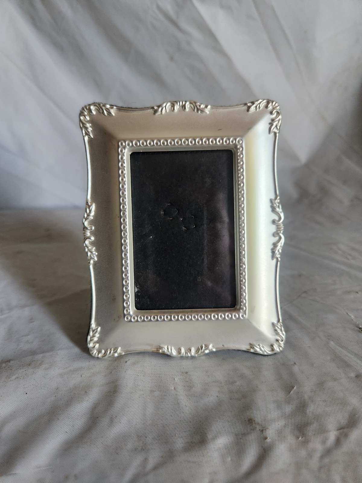 Vintage Connoisseur Silver Metal Picture Frame Ornate Beaded Edge Photo Frame 