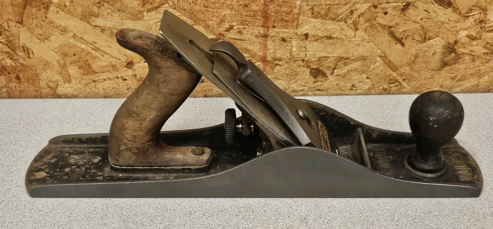 Vintage Stanley Bailey Hand Plane, No. 5 1/2 ,Old Woodworking Tool