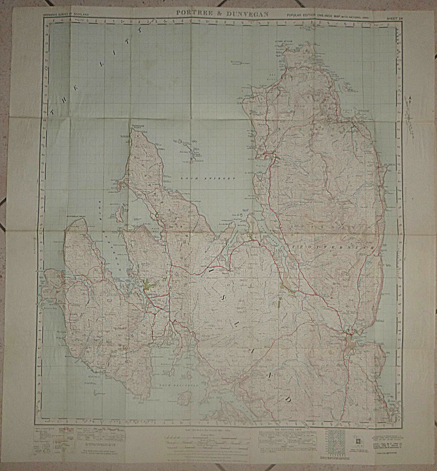 SCOTLAND MAP - ISLE of SKYE - Cloth - PORTREE and DUNVEGAN - 1947 - Staffin Bay