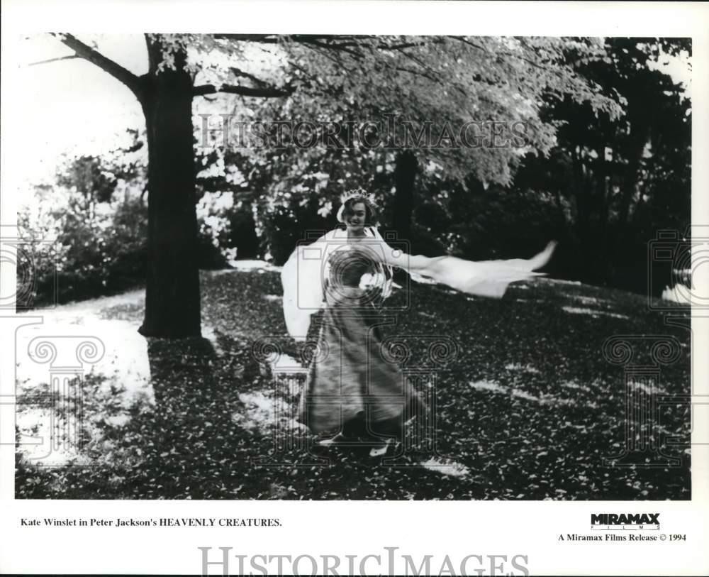 1994 Press Photo Kate Winslet in Peter Jackson's Heavenly Creatures - lrp35219