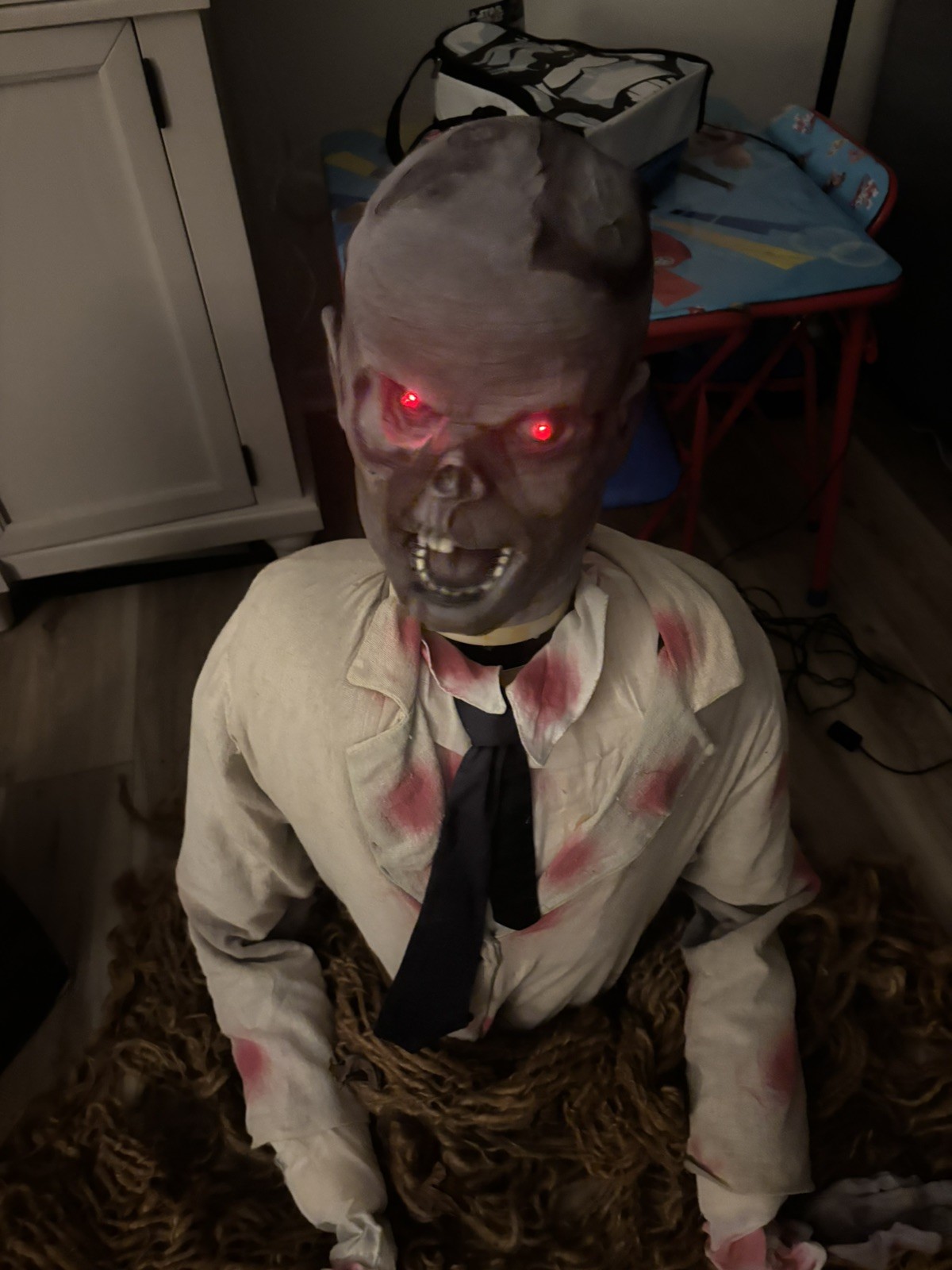 RARE 2009 Spirit Halloween Dead Lift Zombie Animatronic Prop YJ