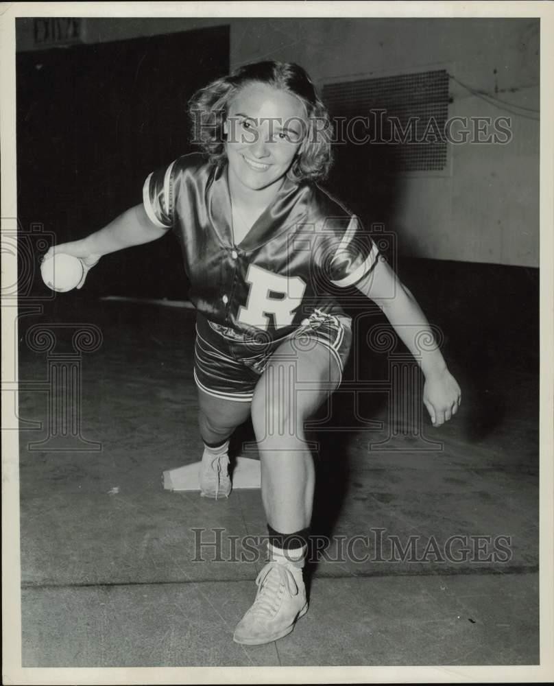 1938 Press Photo NY Roverettes Softball Team Member at Home Plate, New York City