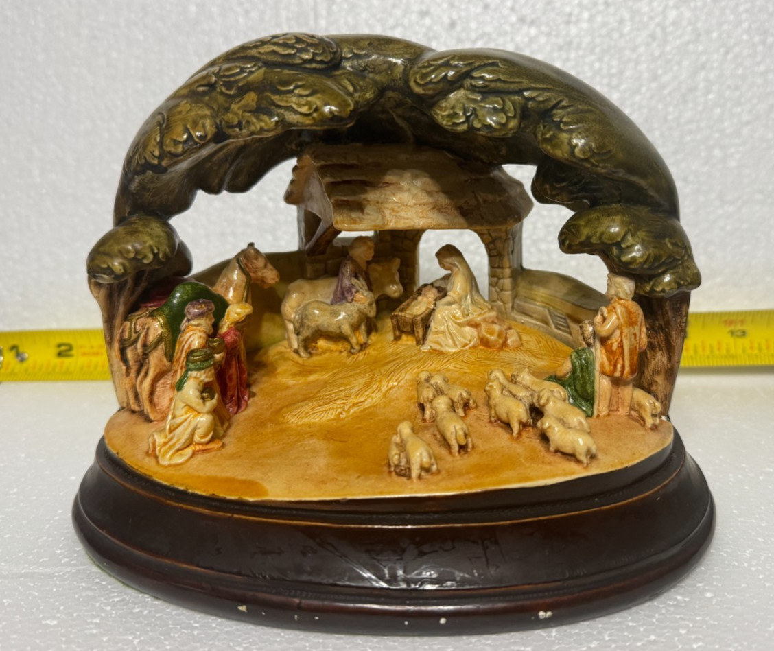 Sebastian Miniatures- Nativity Scene, Large. Lot S22