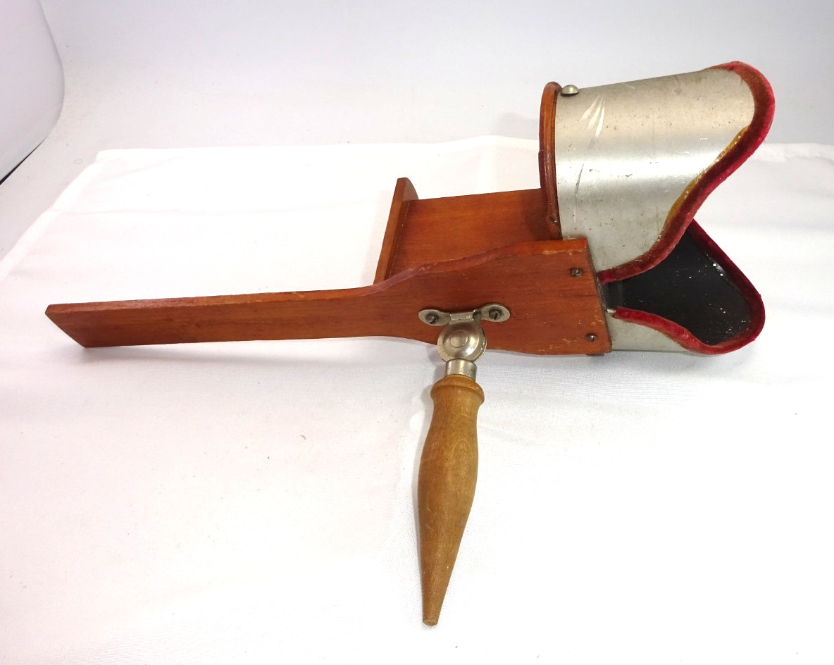 OLD STEREOVIEW 3D HANDHELD VIEWER PAT'D JULY 28, 1903 WOODEN BODY ALUMINUM HOOD