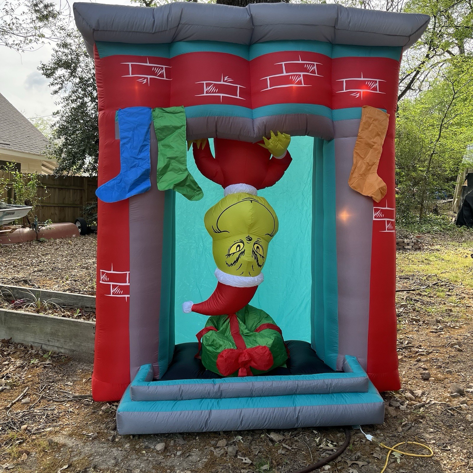 Gemmy 7' Animated Airblown Christmas Grinch Pops Out Of The Chimney Inflatable