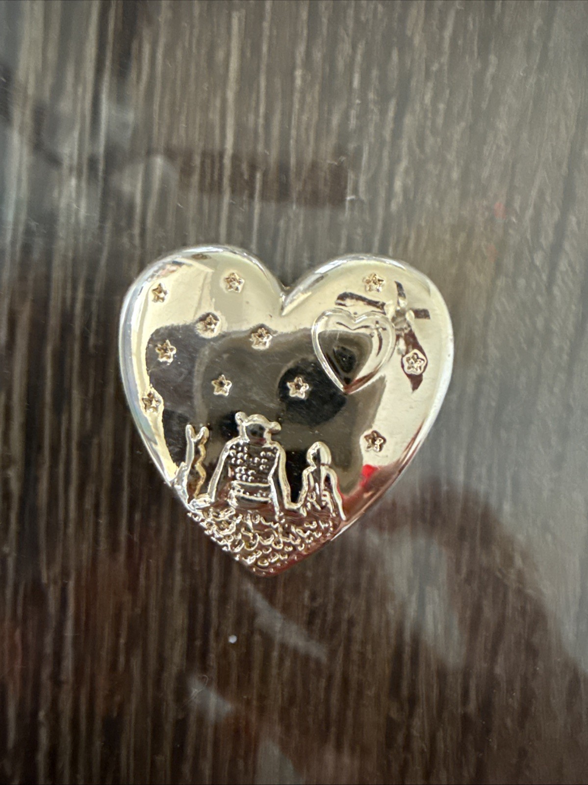 VTG Dreamworks Variety Club Shrek Fiona Donkey Heart Shaped Gold Tone Pin NOS
