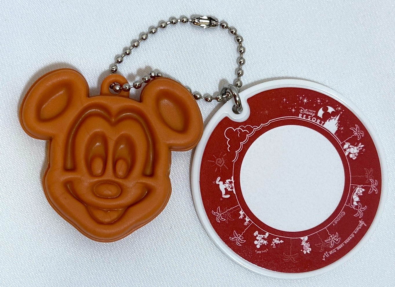 Tokyo Disney Resort Mickey Mouse Waffle Keychain – Gachapon Capsule Toy