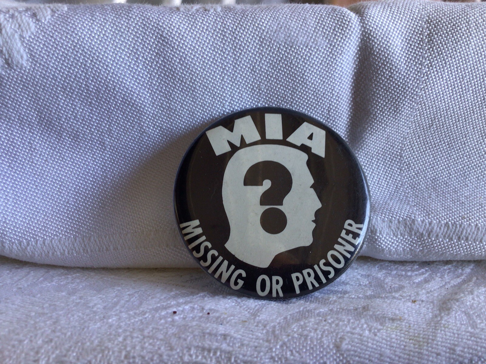 Vietnam M.I.A. Missing Or Prisoner Original Pin, 60/70’s