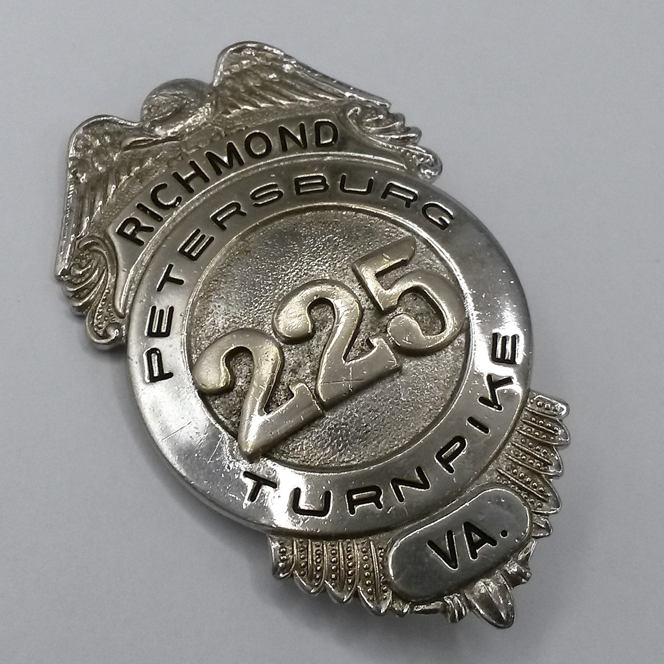 VINTAGE OBSOLETE VIRGINIA VA RICHMOND PETERSBURG TURNPIKE BADGE #225