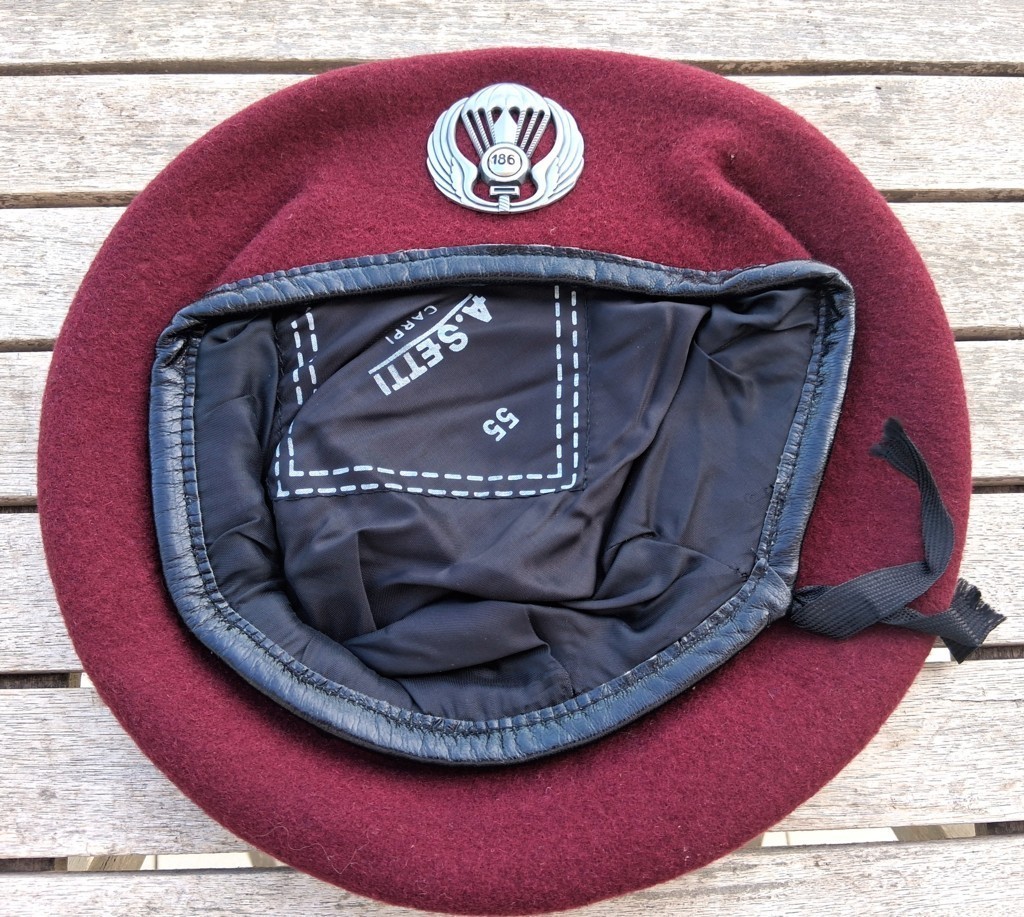Beret Italian Army Paratroopers Folgore 186th Rgt new original rare size 6 - 7/8