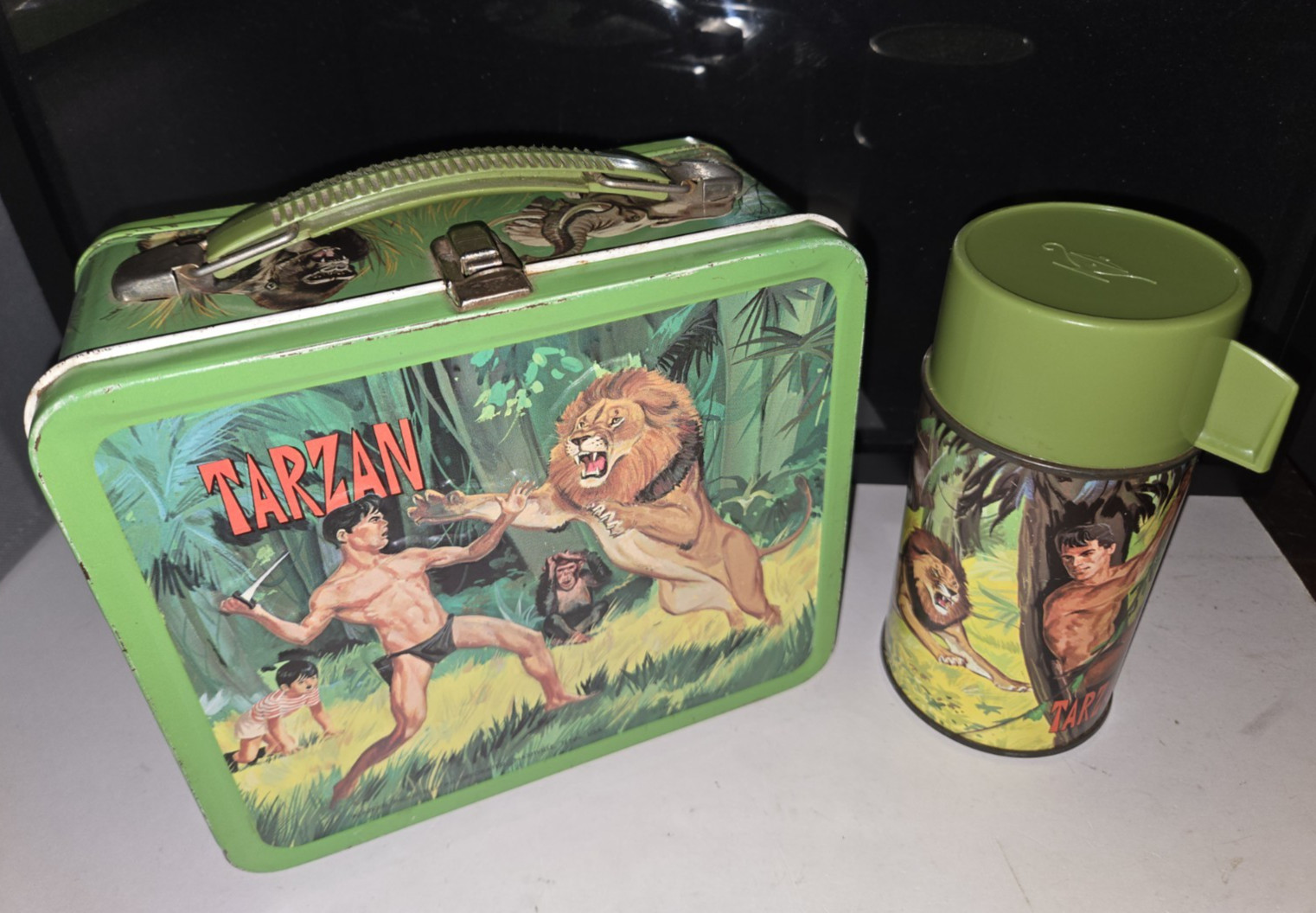 Vintage 1966 Tarzan Metal Lunch Box Aladdin Industries - With Thermos/Cup - NICE