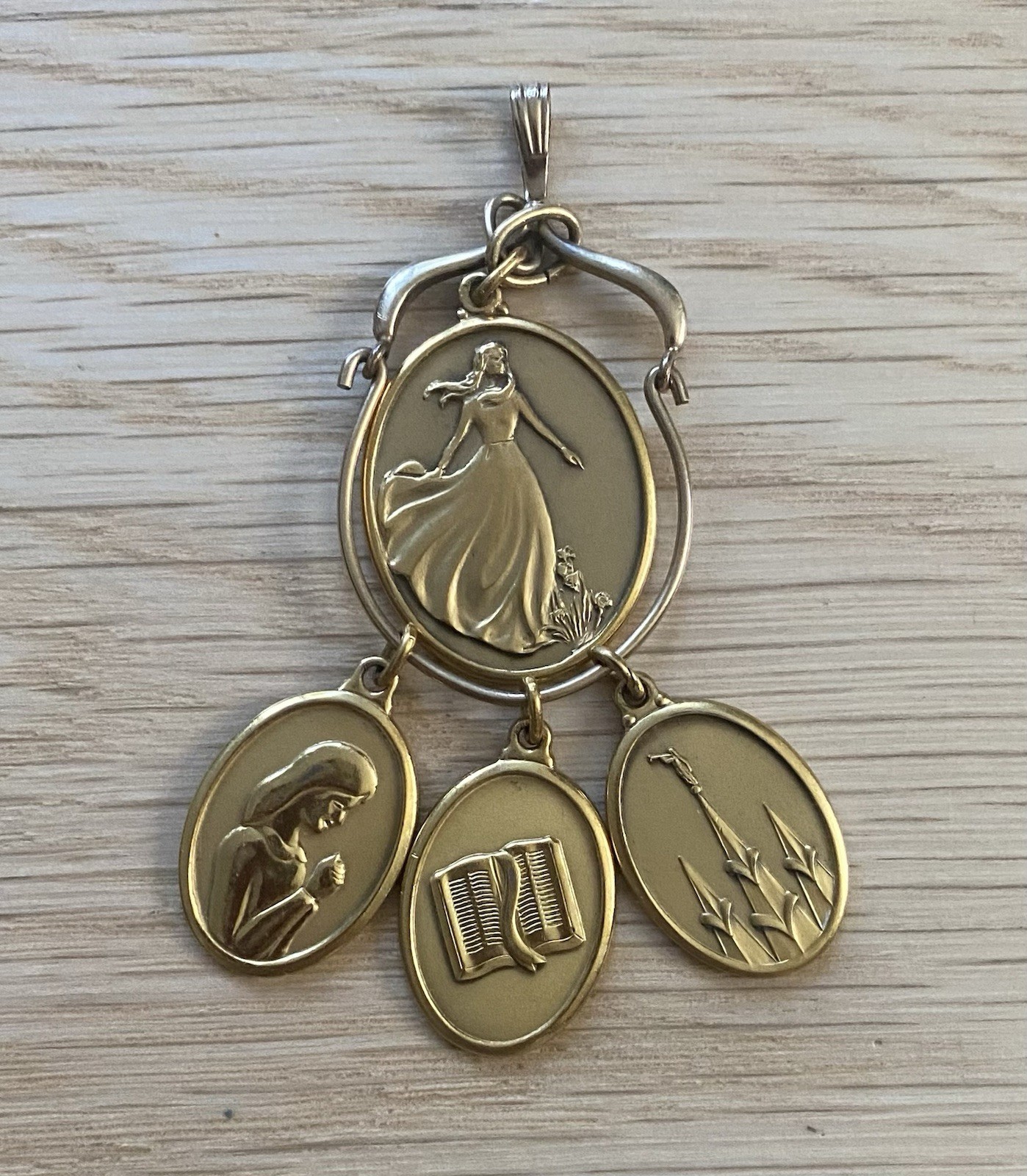 Rare Vtg Complete Set LDS Personal Progress Young Women Medallions Necklace
