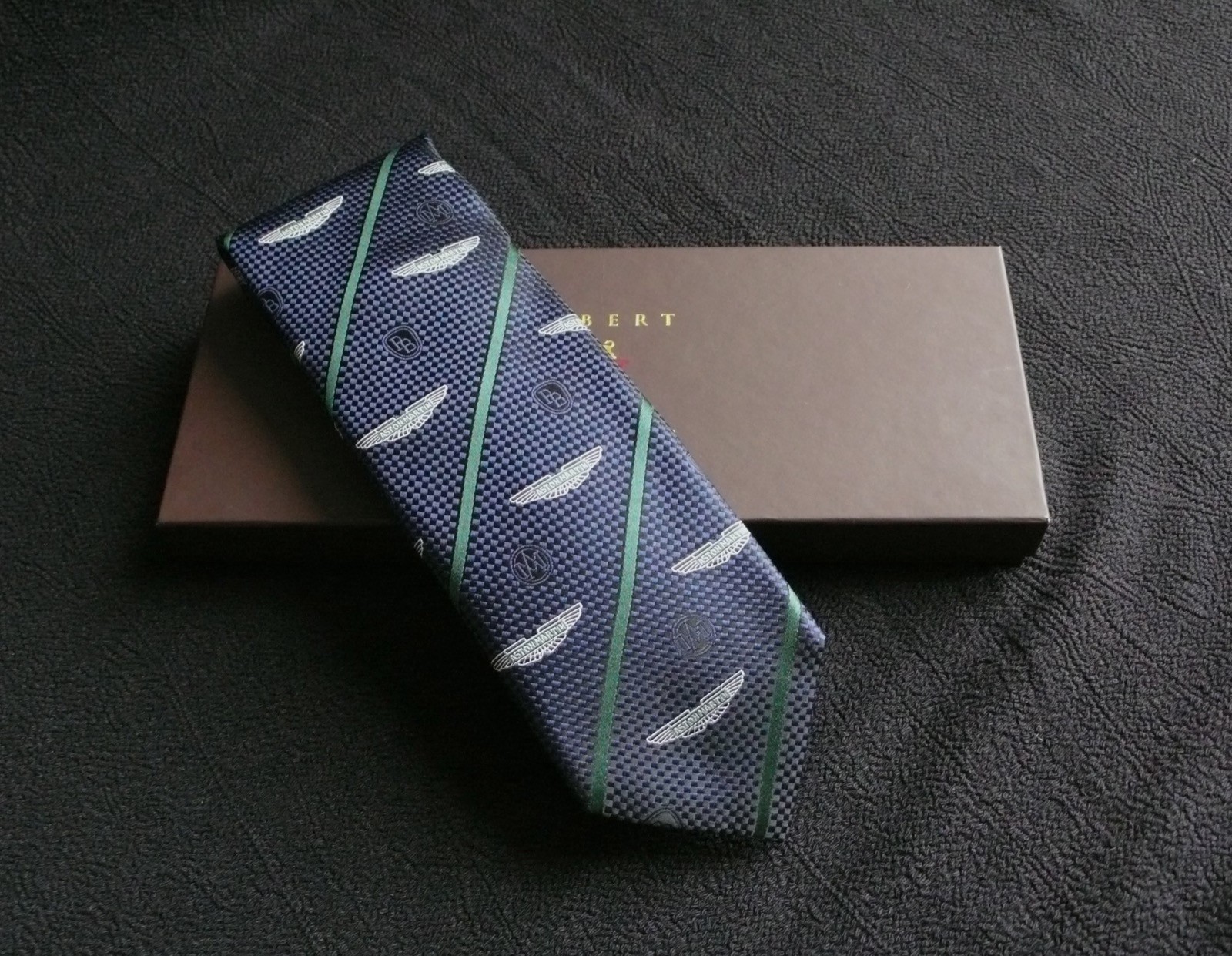 RARE Robert Talbott Carmel 2013 Pebble Beach Concours ASTON MARTIN Tie NEW