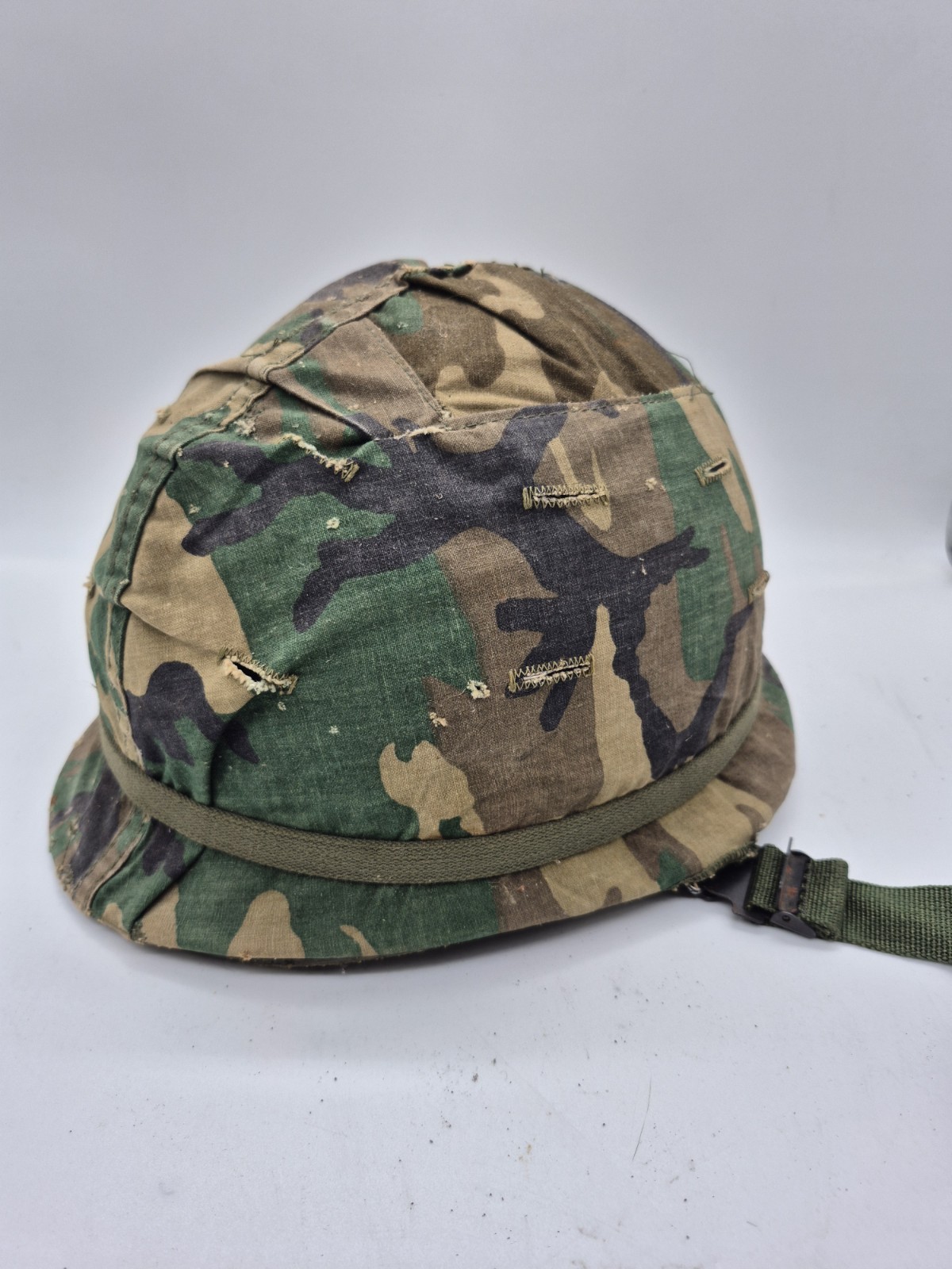 FANTASTIC CONDITION VIETNAM USA M1 HELMET WITH LINER DATED 1963