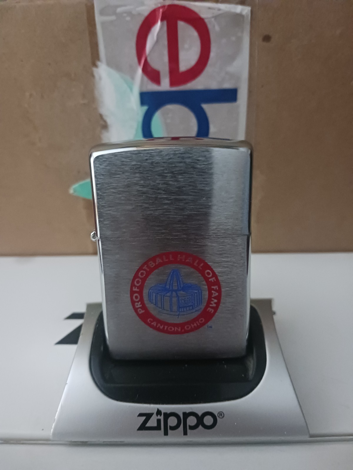 Zippo Vintage Pro Football Hall of Fame. 1994. NIB. Brushed Chrome 