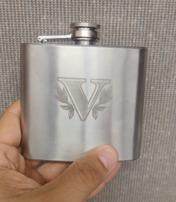 Liquor Pocket Hip Flask Stainless Steel Flagon Grand Theft Auto V GTA promo rare