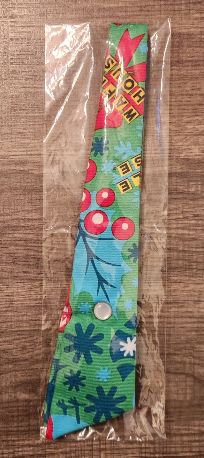 Waffle House Crossover Pearl Snap Tie Adjustable Christmas Holly Berry New