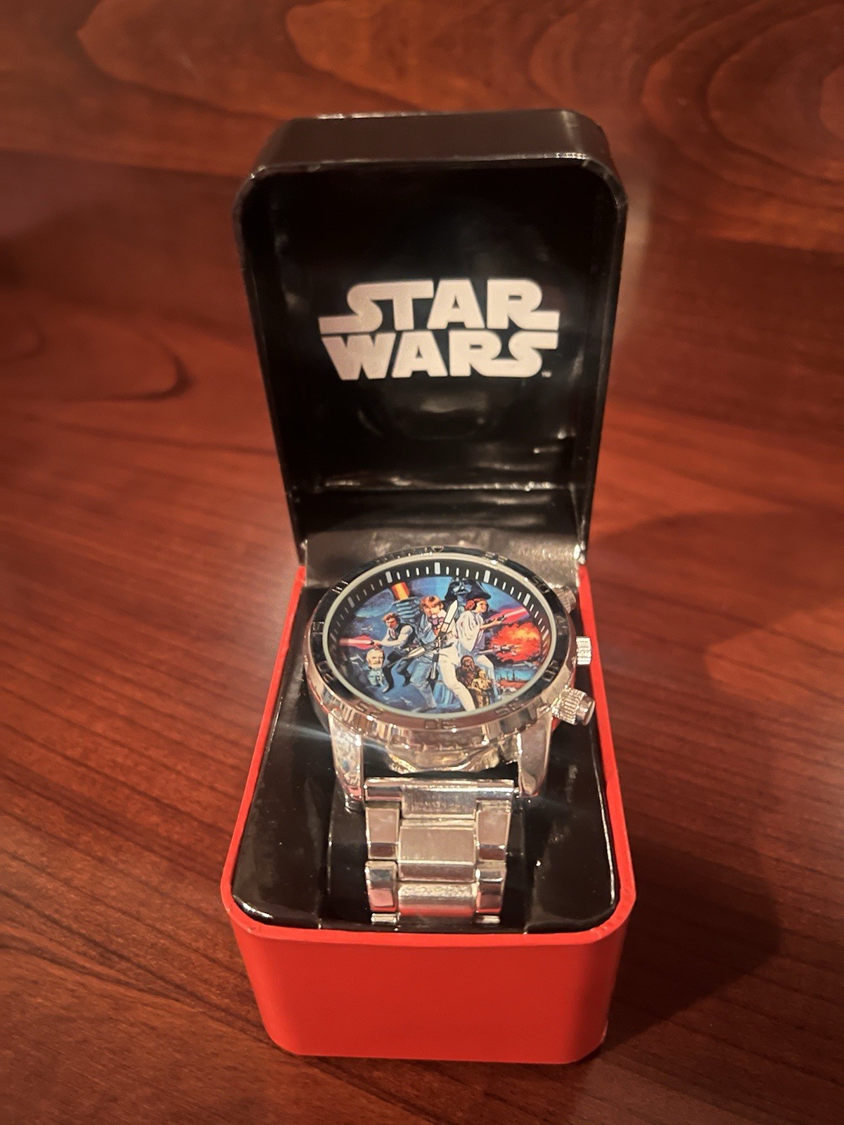Disney STAR WARS Watch BIG FACE Collectible RARE one Full Cast