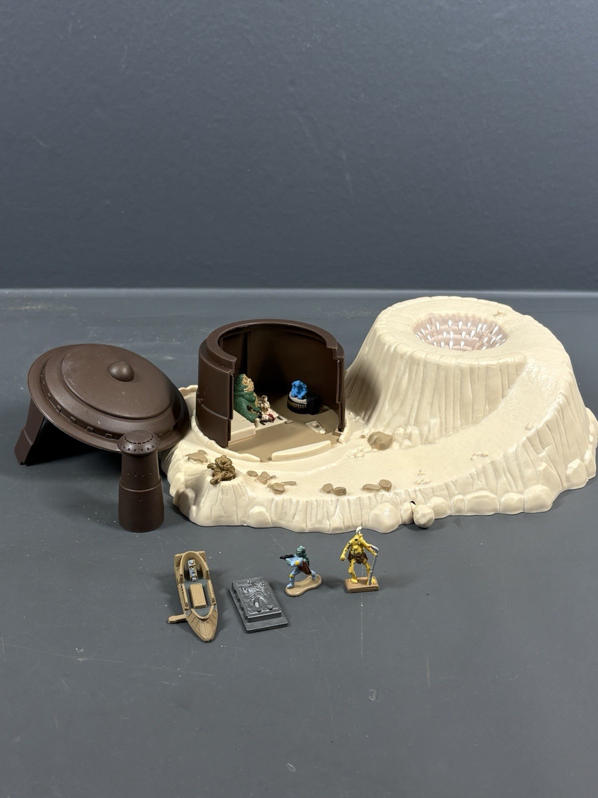 Micro Machines Space Star Wars Planet Tatooine 1994 CIB Complete in Box