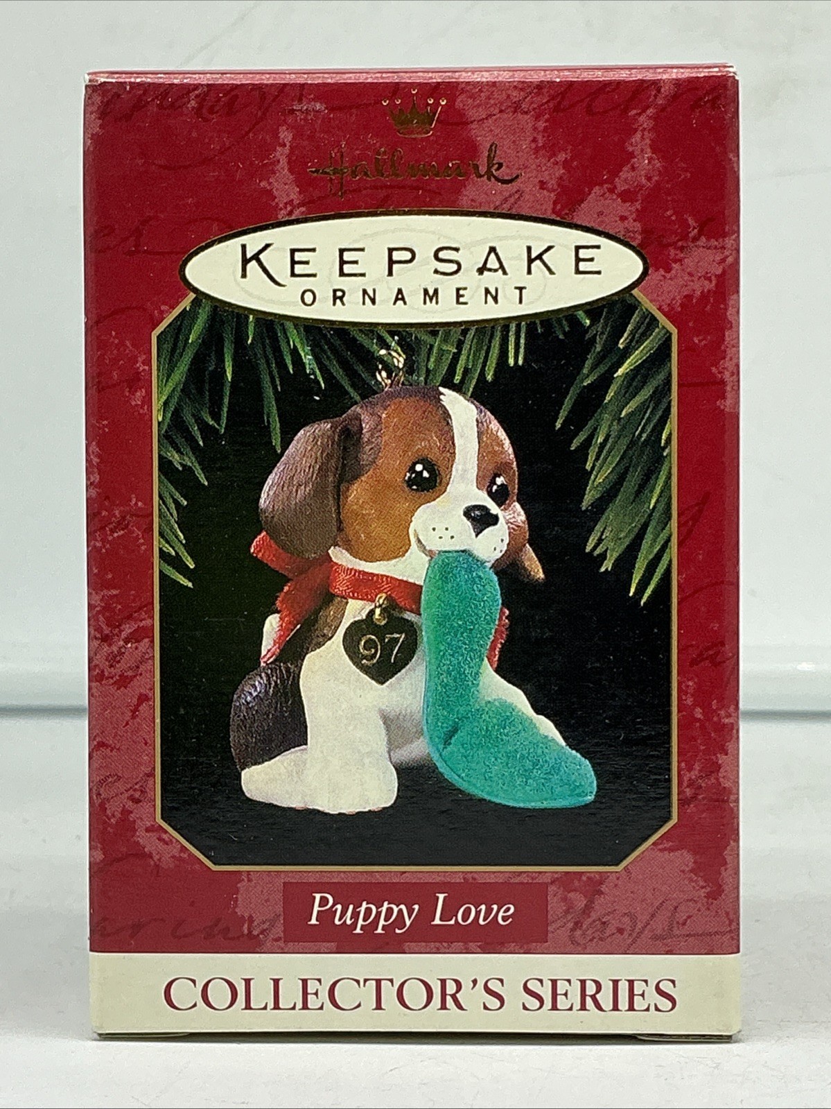 1997 Hallmark Ornament Beagle Puppy Love 7th in the Series - 