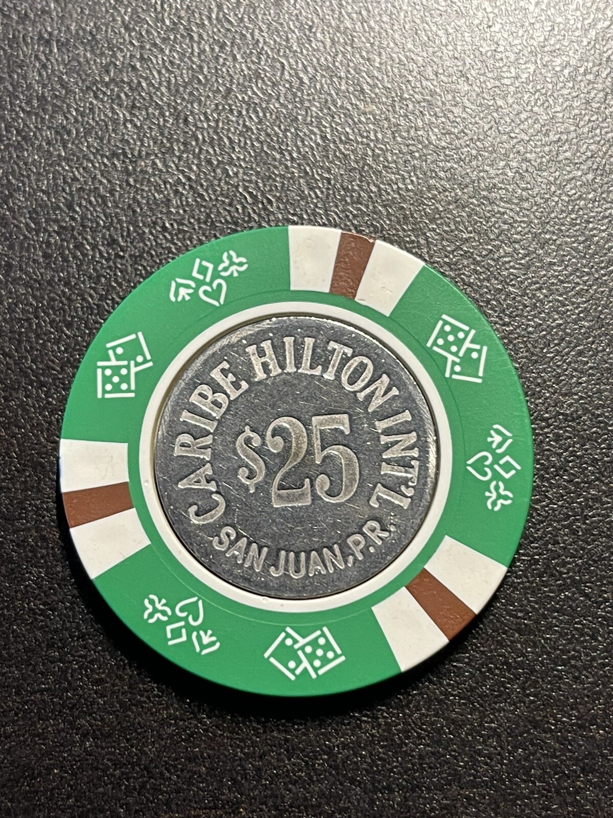 $25 Caribe Hilton San Juan Puerto Rico Casino Chip CHC-25G ***Very Rare***