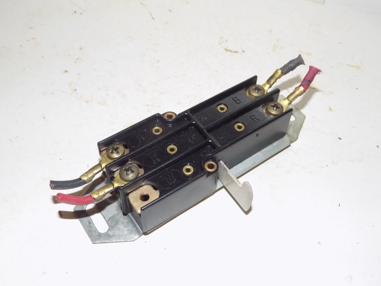 FRIGIDAIRE FLAIR RCD-630J STOVE PART - BURNER DRAWER SAFETY SWITCH 4289D35 #2