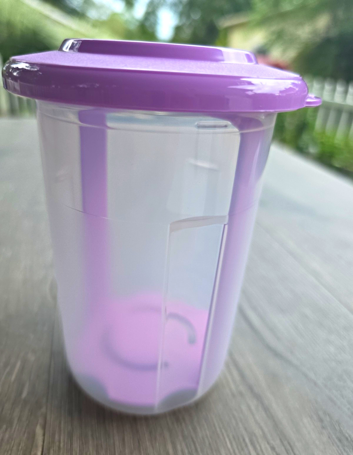 Tupperware Round SMALL RARE PICK A DELI purple NEW pickles Olives