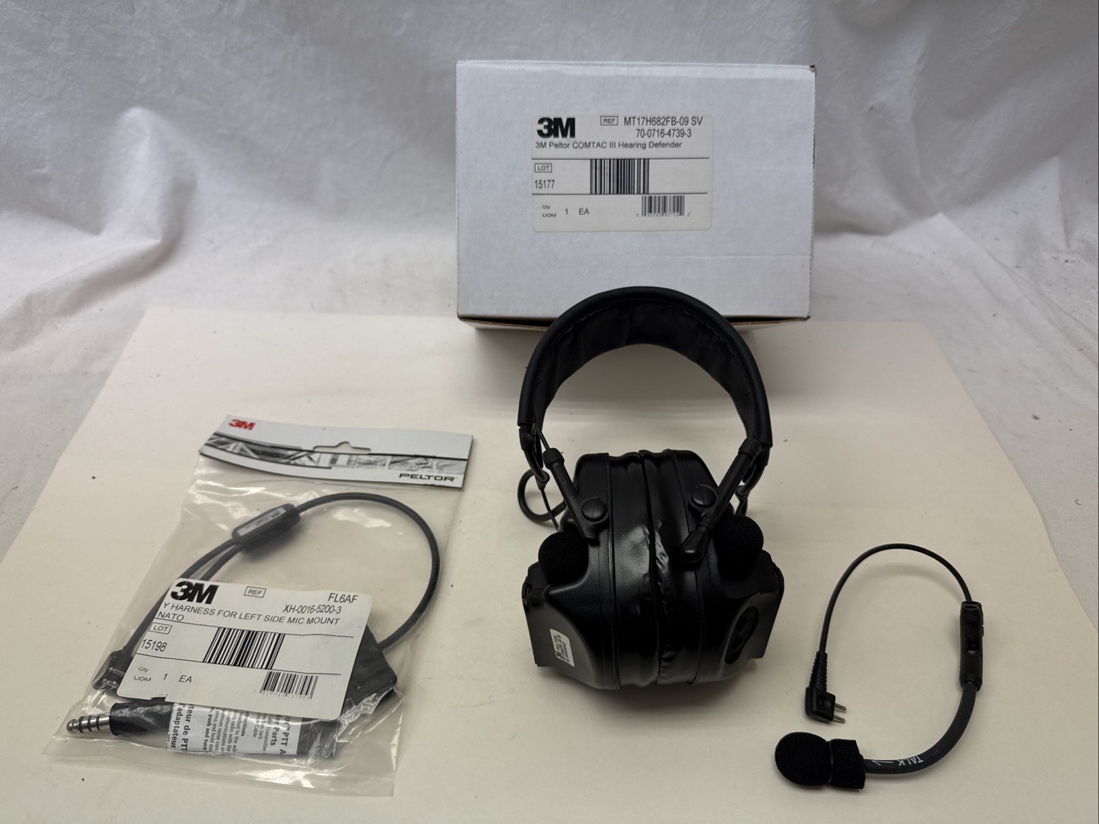 NEW 3M Peltor ComTac III Hearing Defender W/Gel Cups & TP120 Communication Kit