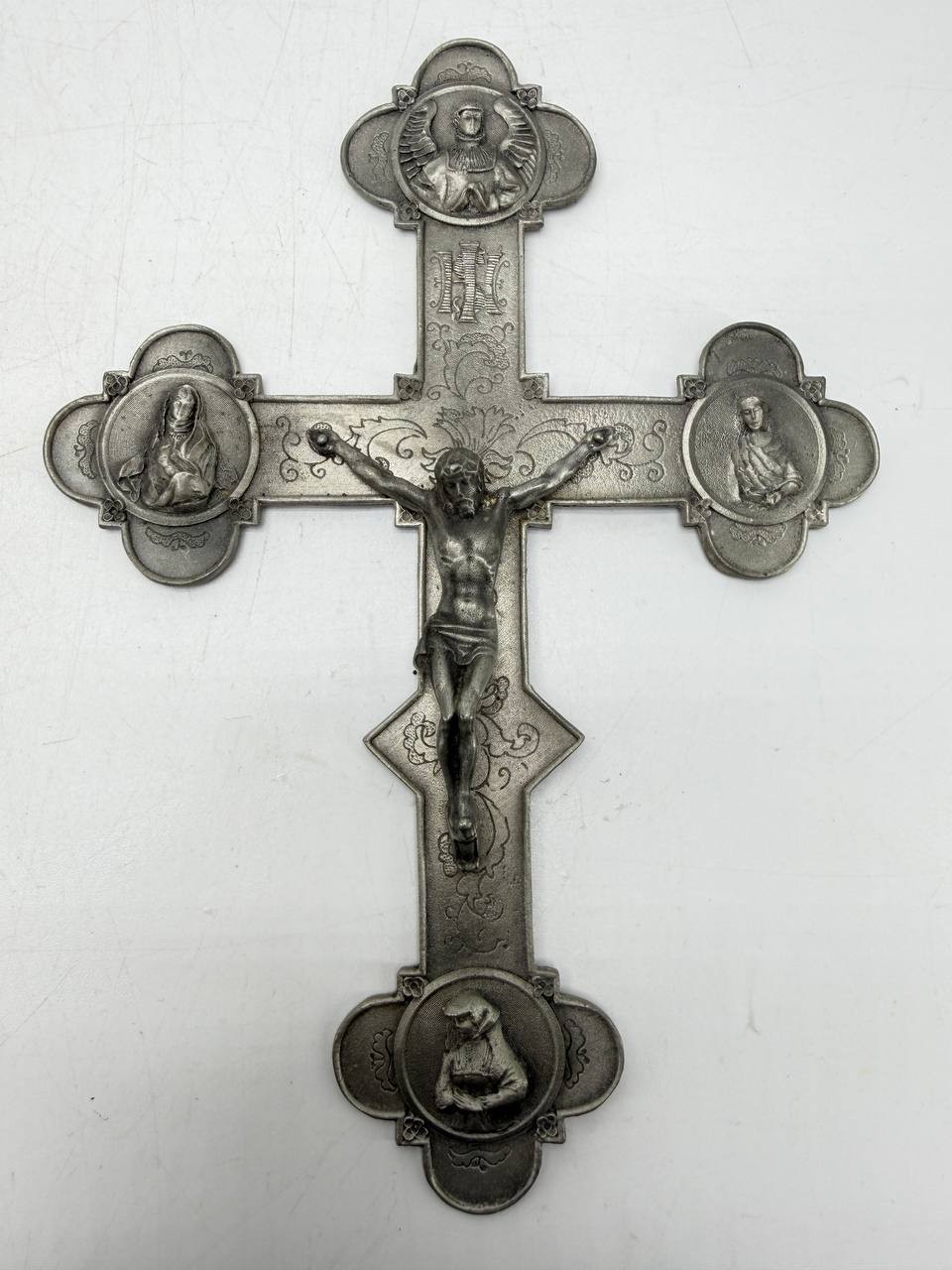 SKS Zinn 95% Pewter Crucifix Wall Cross Jesus Christ Saints Religious Decor