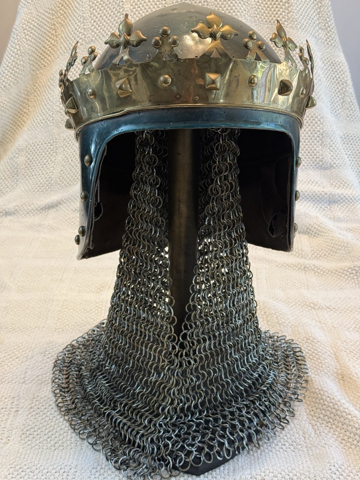 Monty Python King Arthur Medieval Knight Helmet Armor with Chainmail and Crown