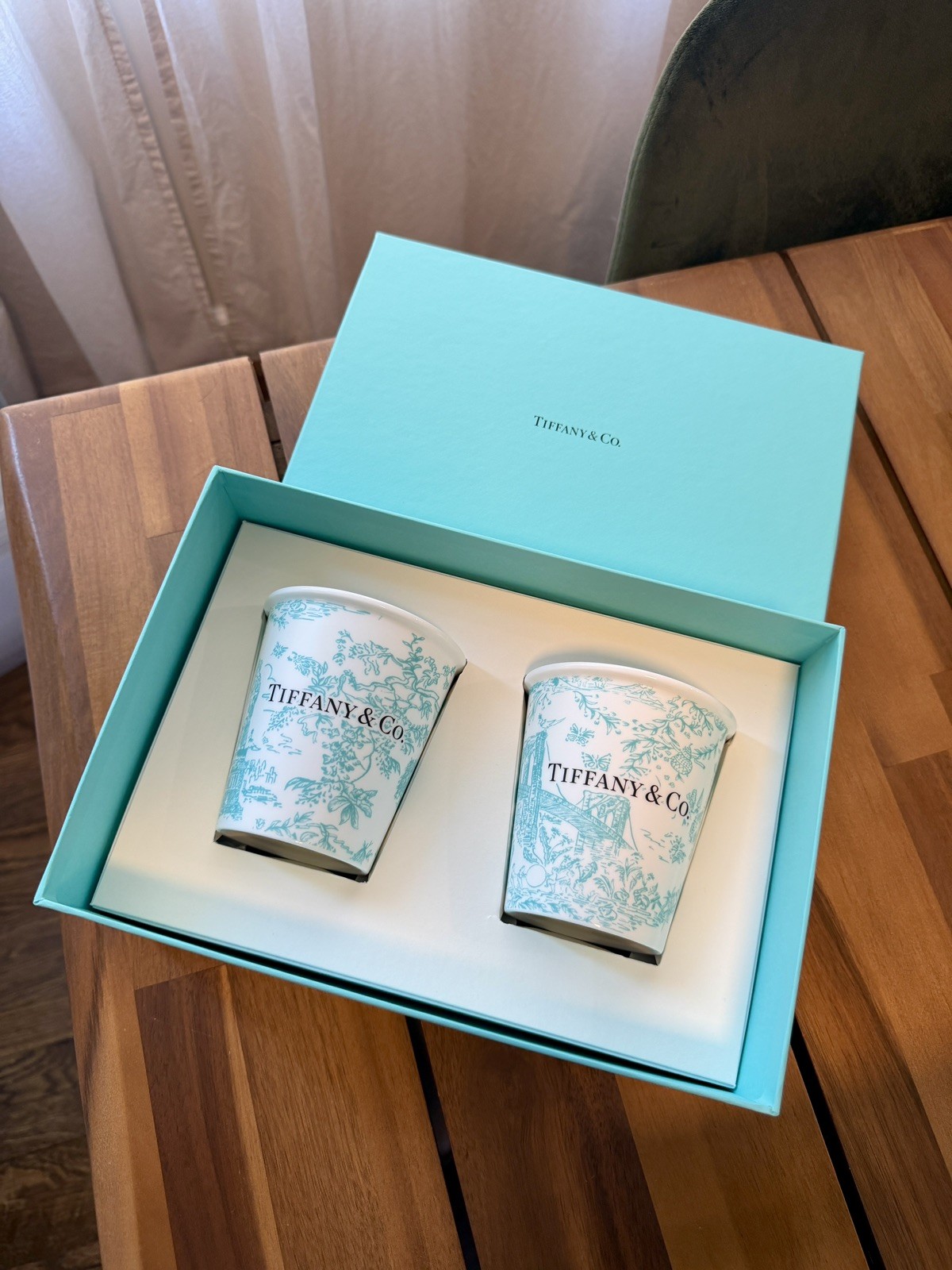 Tiffany & Co. New York Landmark Pair Cup Limited Bone China collectible Cups
