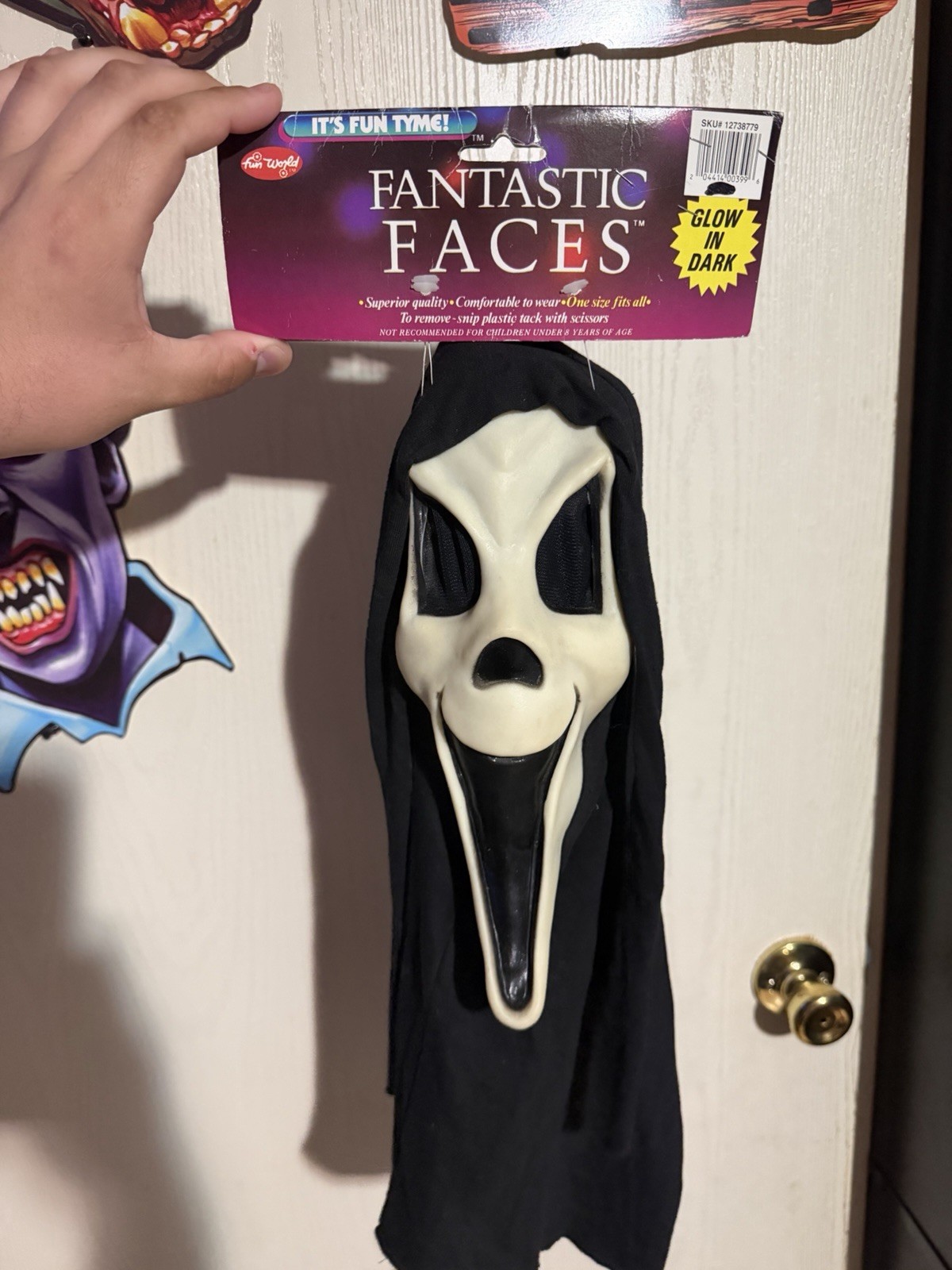 VTG Fun World Fantastic Faces Scream Mask 'Happy Ghost' Glow In Dark H Stamp
