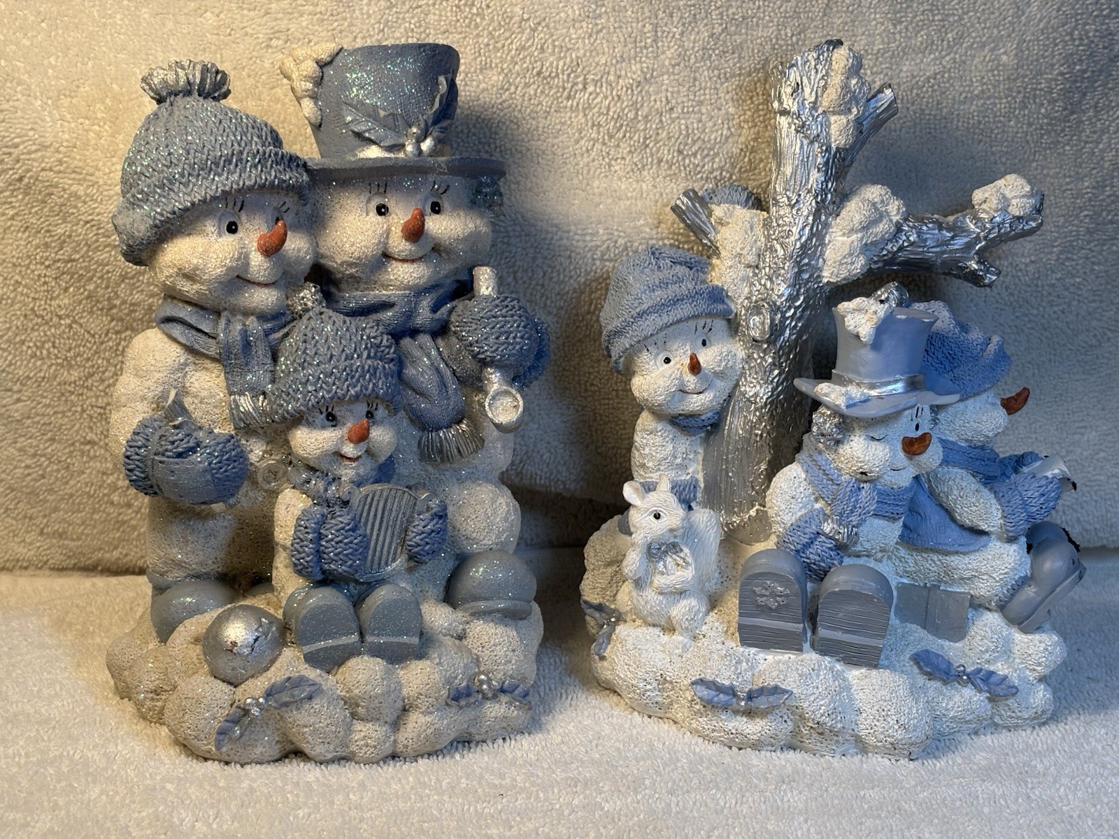 VTG Encore Snow Buddies Pair Of Figurines  (Family Portrait & Around The Tree)