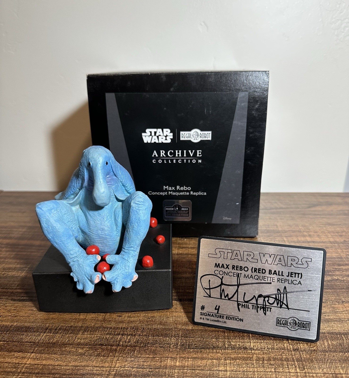 Max Rebo Regal Robot Maquette Replica Signature Edition Star Wars Celebration
