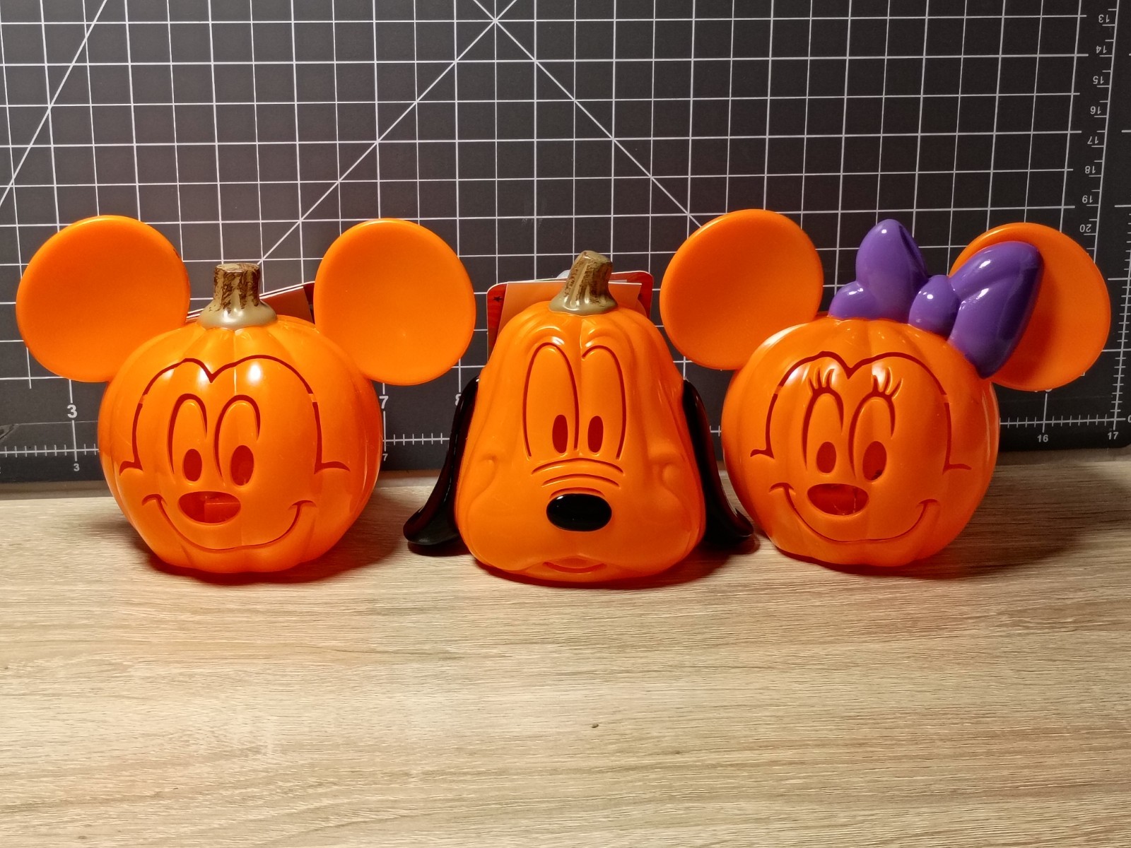 3-PCS MICKEY MINNIE PLUTO Halloween Jack-O'-Lantern Pumpkin LED 4