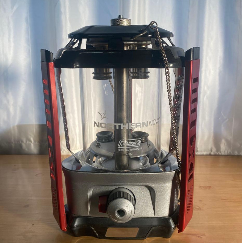 Coleman Northern Nova 4820 Lantern No Fuel 3000LM 2-4H Burn Time Good