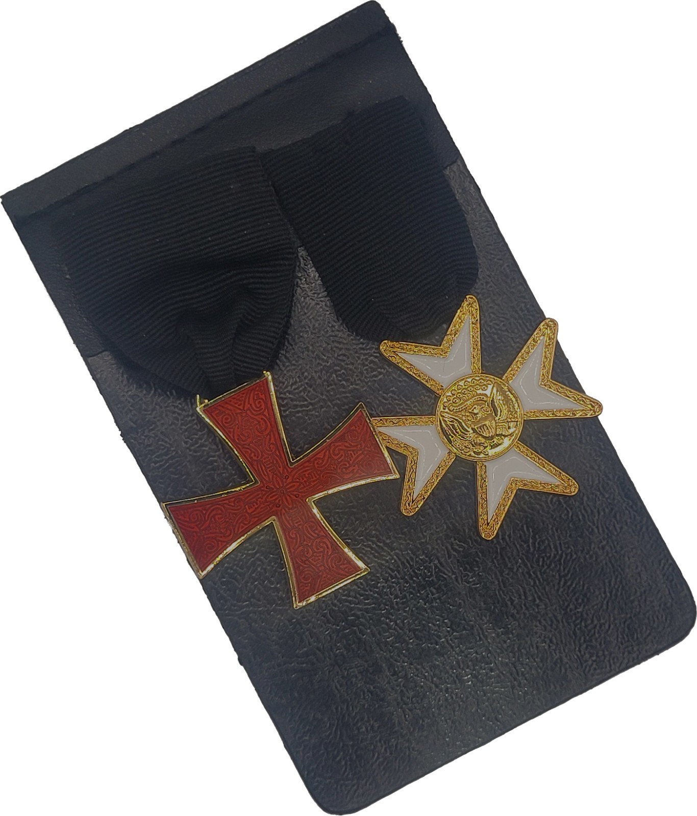 Masonic Pocket Jewel Holder with  2 Masonic Jewels K.T RED CROSS and MALTA