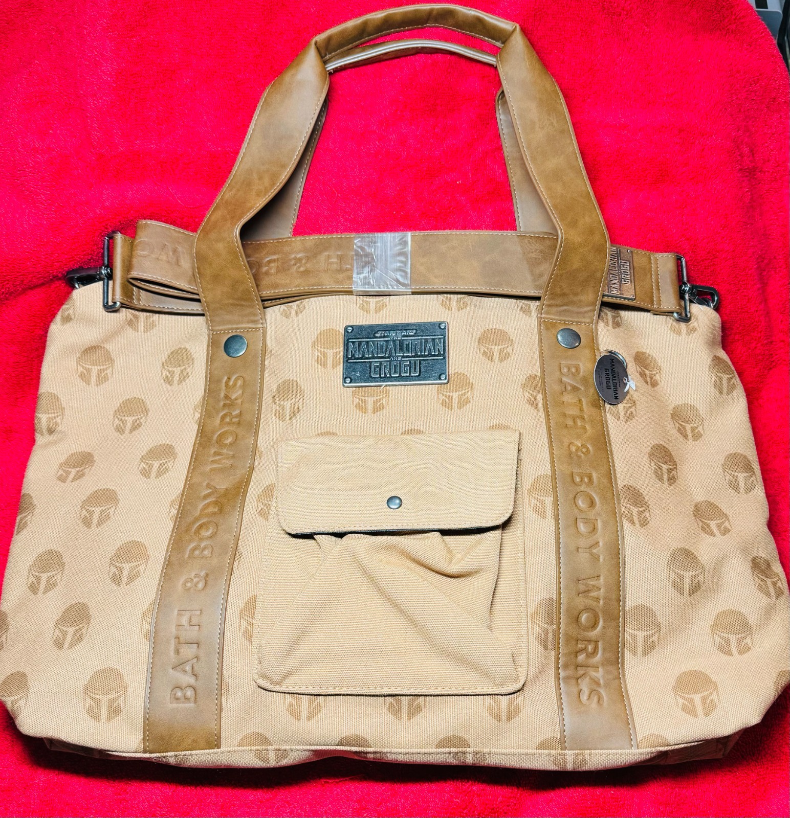 *NEW* STAR WARS ~ MEN'S MYTHOSAUR MESSENGER BAG  ~ Bath & Body Works