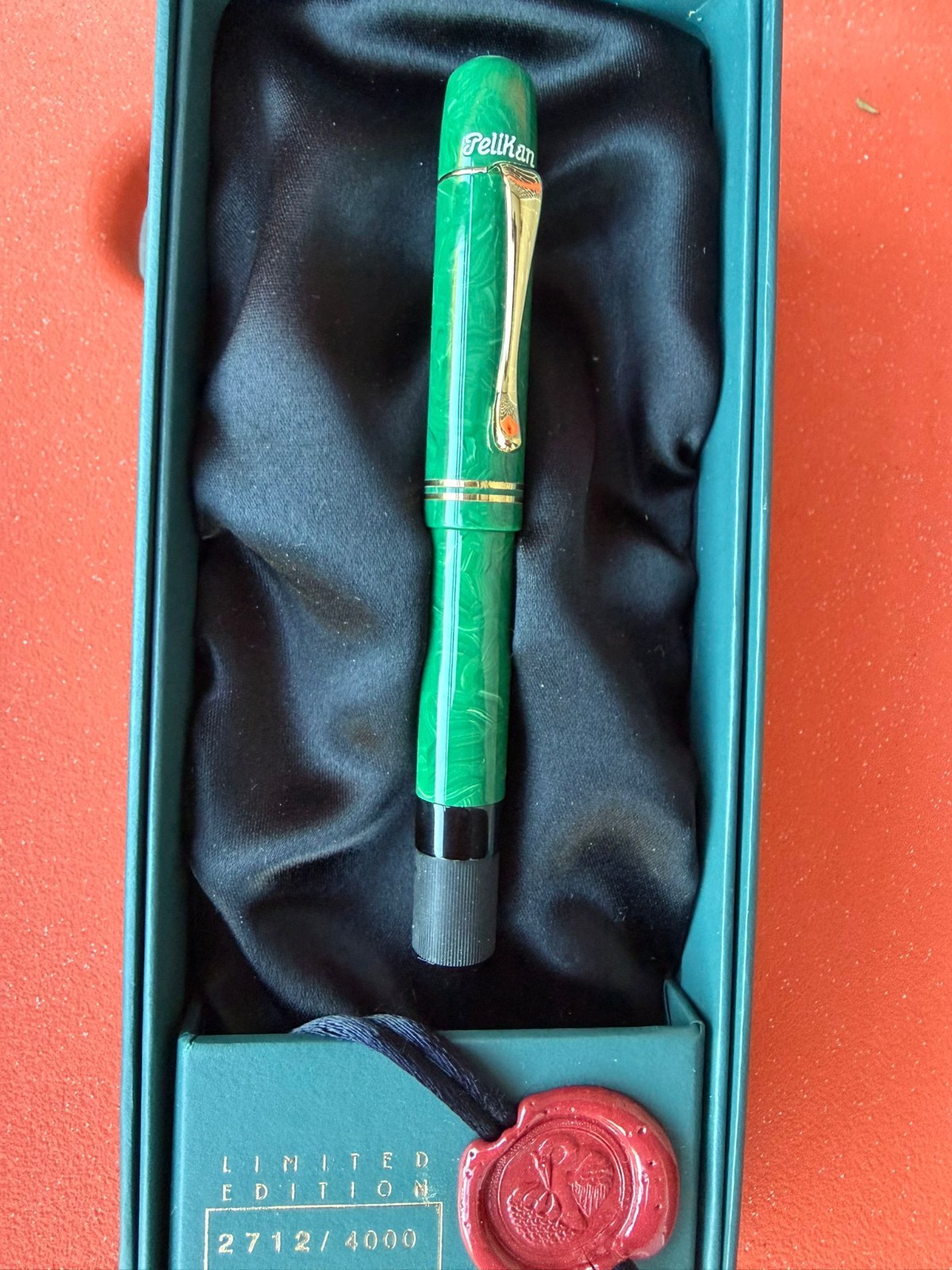 Pelikan 1935 Limited Green Fountain Pen M Medium Near Mint
