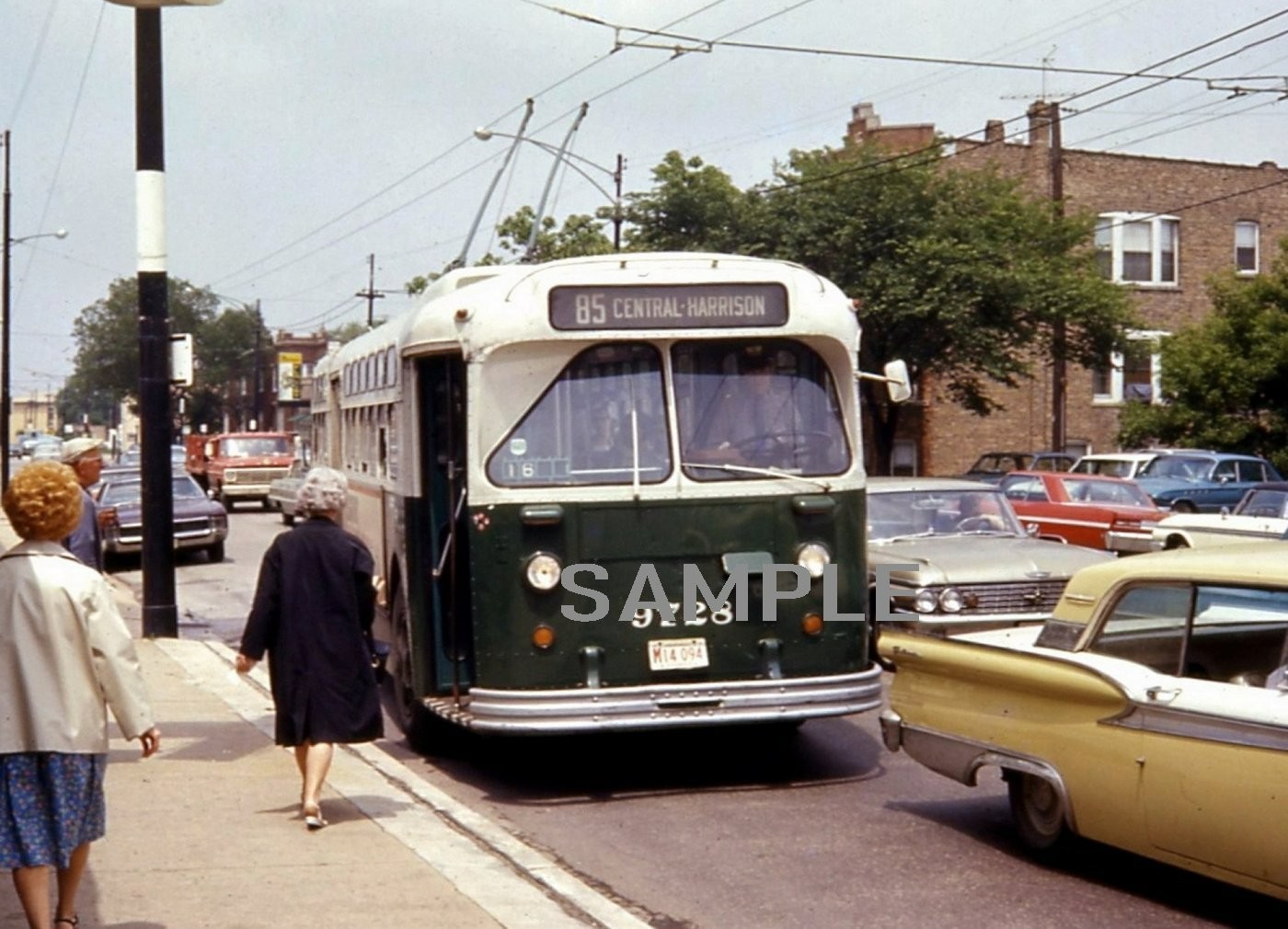 1968 CHICAGO BUS 5x7 Borderless PHOTO (198-H)