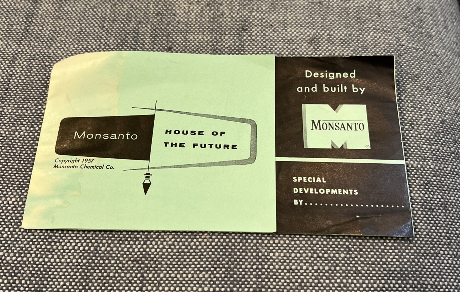 Vintage Disneyland Monsanto House of the Future Souvenir Brochure  DISNEYLAND 