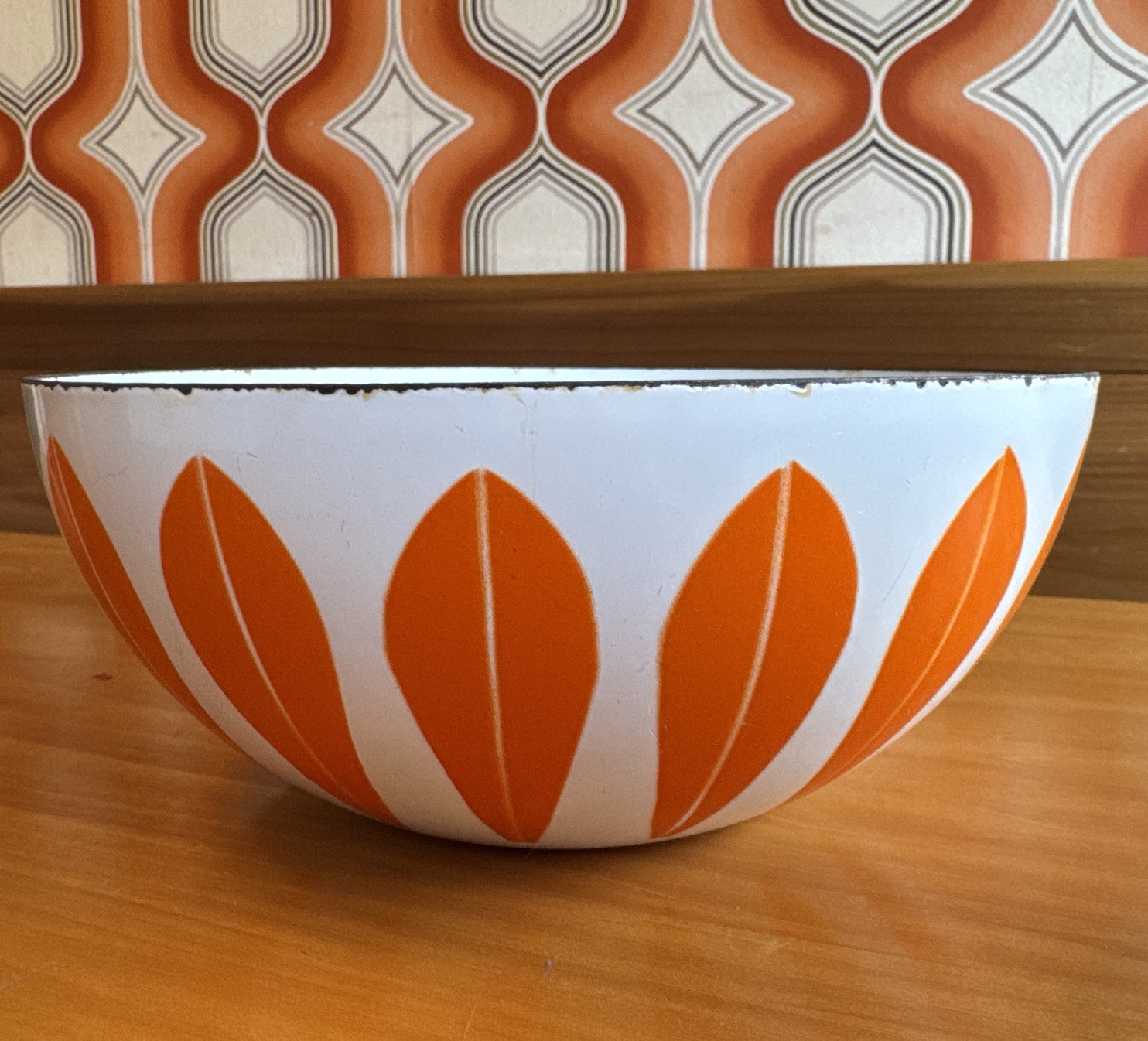 Vintage Cathrineholm 8” White Orange Enamel Lotus Bowl MCM Cathrine Holm Norway